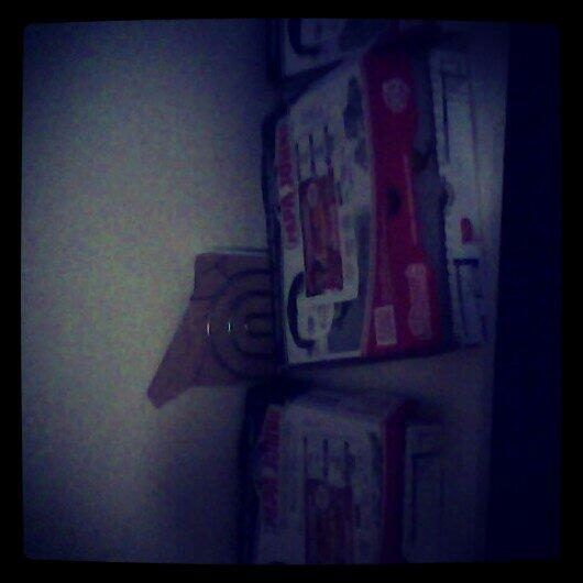 MakinzeLive215's tweet photo. All I ever eat is pizza http://t.co/0Gg6WJpjTk