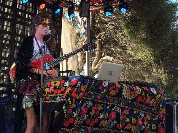 RottoLive's tweet photo. @leuremusic warming up the crowd #TameImpalaRotto @HotelRottnest @celebratewa http://t.co/r7FCuh7WMq