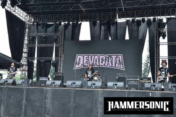 hammersonicfest's tweet photo. Performance Devadata at Sonic stage #Hammersonic2014 http://t.co/lB0Dhe1y5g