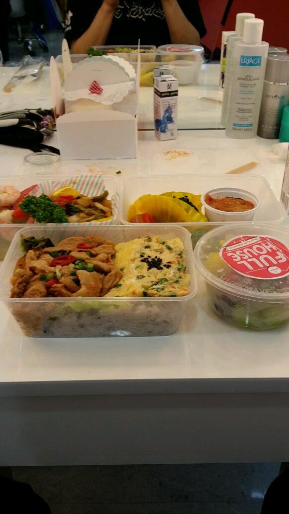 풀하우스~~요섭이 팬분들 감사합니닷!!^^잘먹고 힘내겠습니닷!!^^