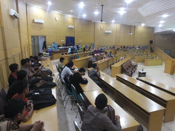 ForstudiFPUA's tweet photo. Ta'arufan Alumni FORSTUDI 
#terastudi http://t.co/xT5PTes78B