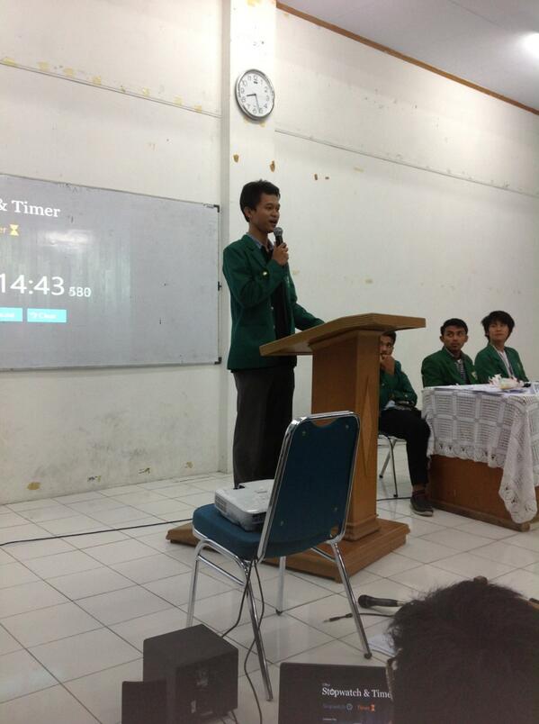 Pidato kenegaraan oleh ketua umum KM baru cc: <a href="/bemkmfkunand/">BEM KM FK UNAND</a> <a href="/dpmkmfkunand/">DPM KM FK UNAND</a> @handykaa