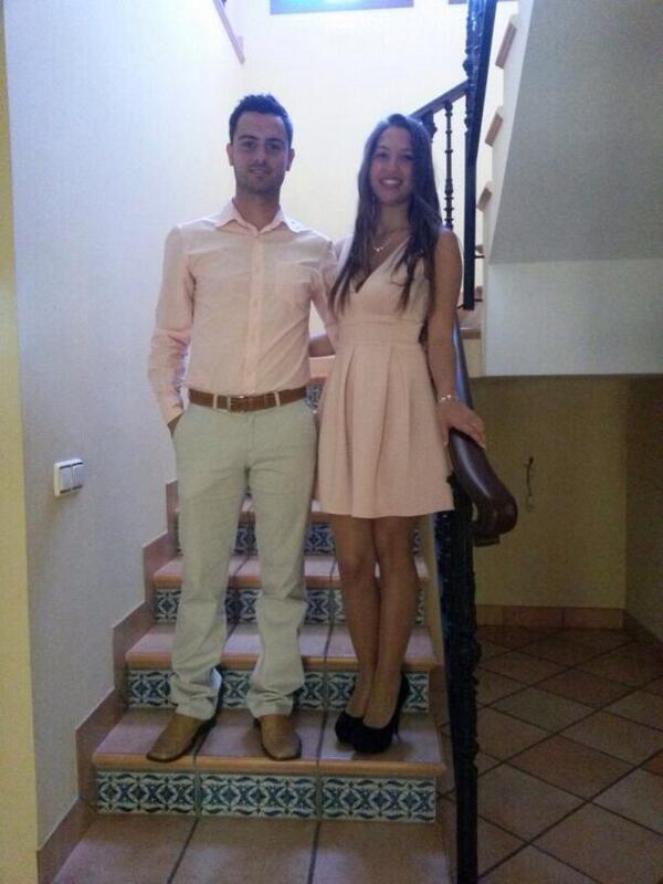 JaviAngulo87's tweet photo. Vamos q estamos de bautizo @AnaBelncar wapisima eree http://t.co/PVvSIC0Es3