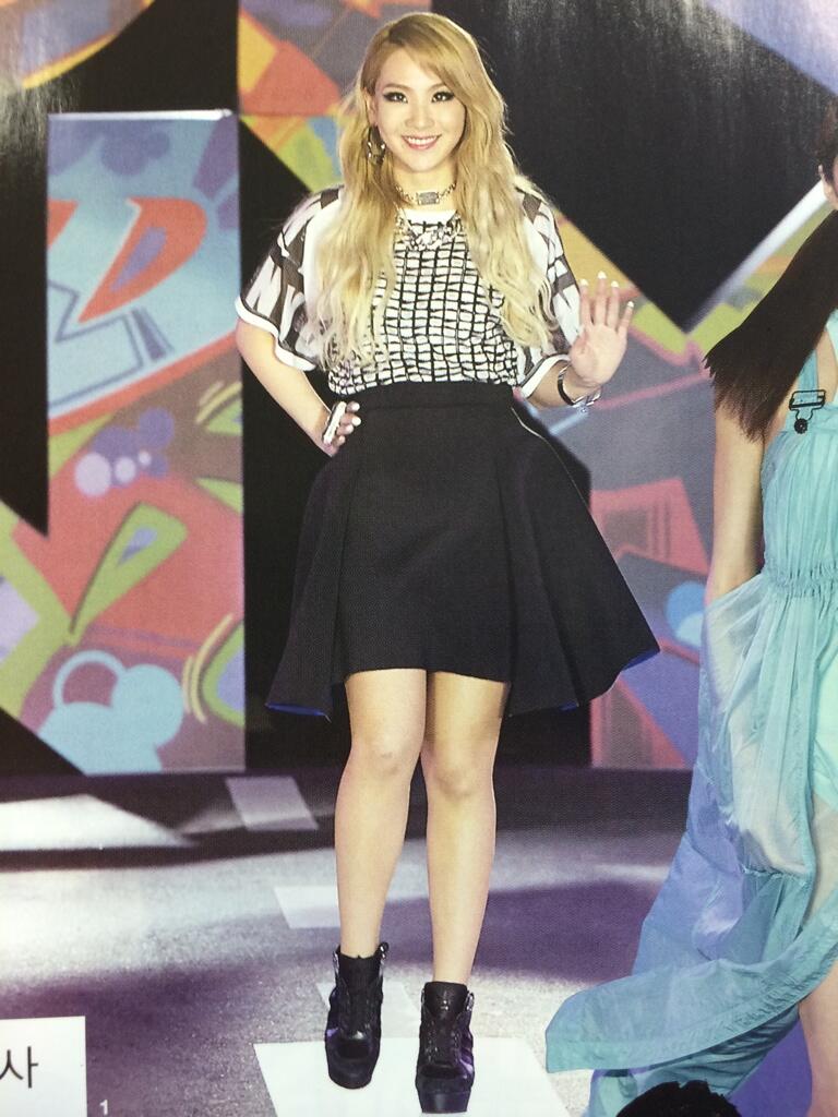 BmOE9QQCMAYLZS8.jpg:large