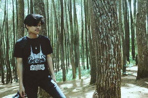 ARZDENIM's tweet photo. Ready Stock "Ocultism by Arzdenim" IDR110.000 | Order 085643568934 ( sms only ) http://t.co/n3CYwaOtoW