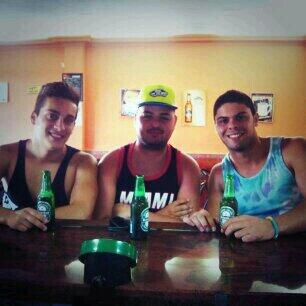 AyozeDelgado's tweet photo. #romeriategueste @ale_lucha http://t.co/7a1pq0o6pp
