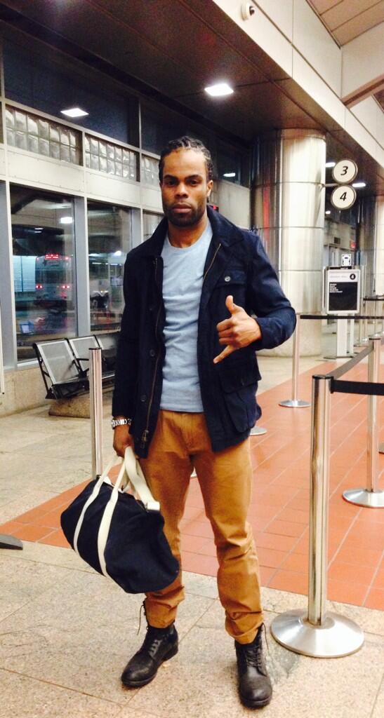 EdmondSteve's tweet photo. I'm off to the photo shoot. http://t.co/XgQ2UoeSkJ