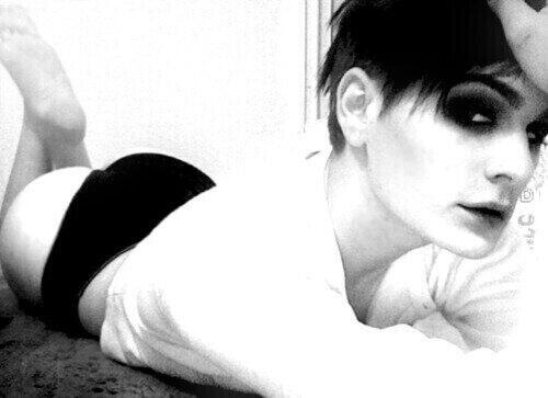 #SeductiveSunday ???