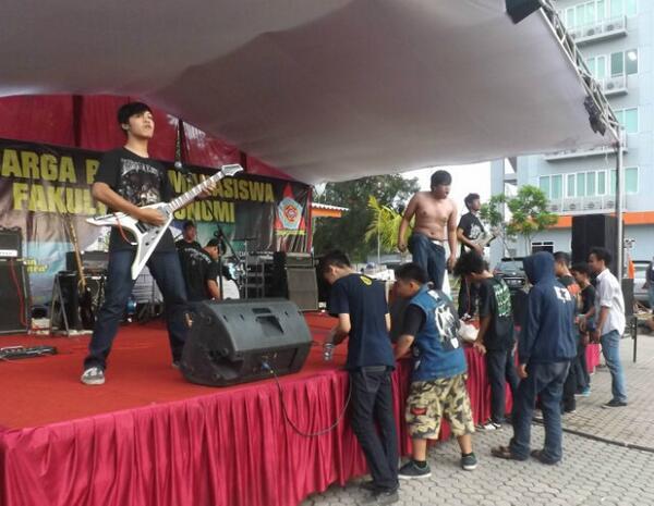 HELLSPERISH (@hellsperishband) on Twitter photo 