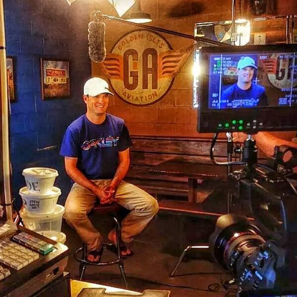 Paddleandputt's tweet photo. Zack Johnson During A Tapping At Southern Soul BBQ Today.. http://t.co/FDbK9UbMAs