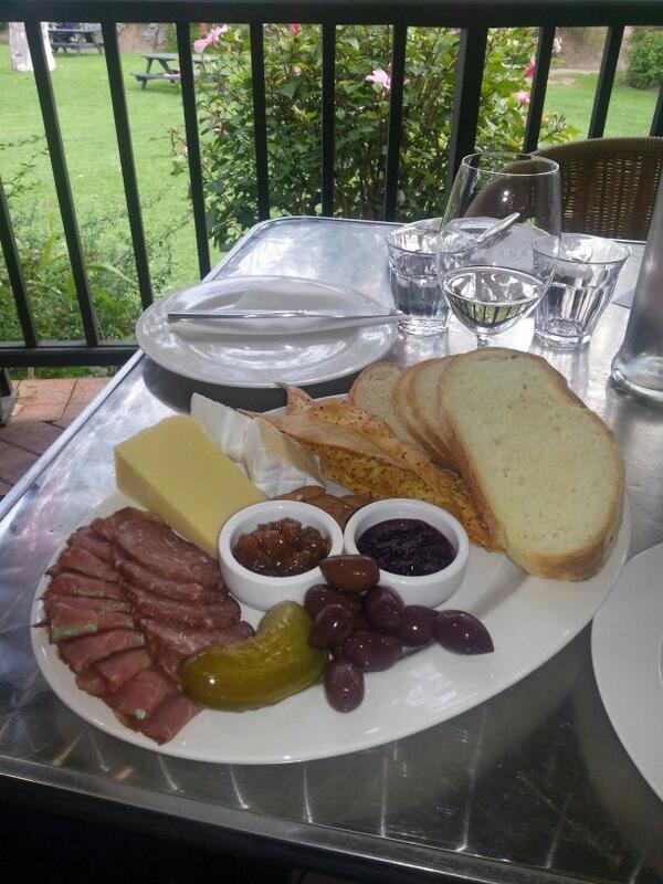 A fine day for tasting in the Barossa along with quality food from Peter Lehmann.