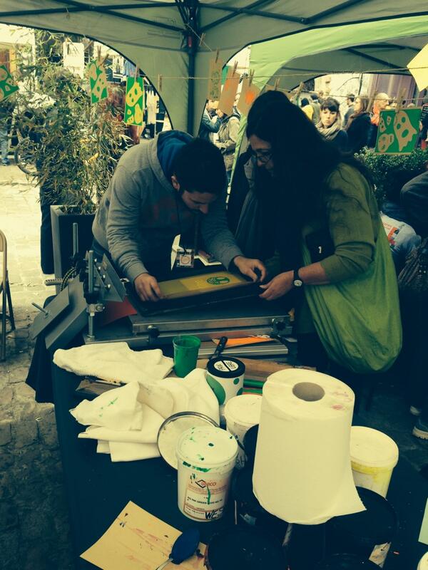 lthinque's tweet image. Rue de la sérigraphie, Lyon