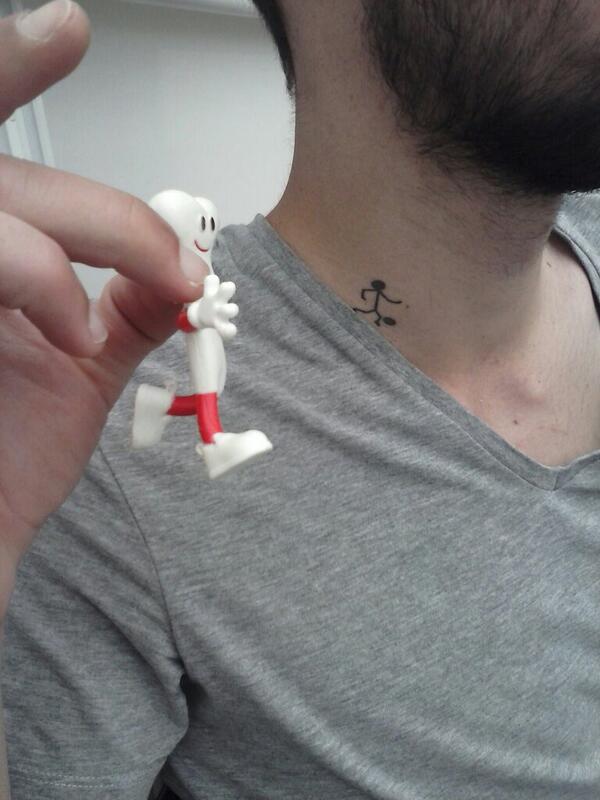 AnaVieraYerga's tweet photo. Nuevo tatu dental!!! @MoisesManHer http://t.co/1whVd9XNZb