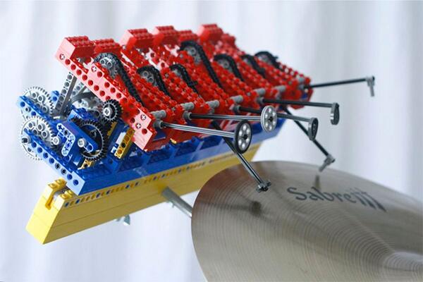 WIRED tweet picture