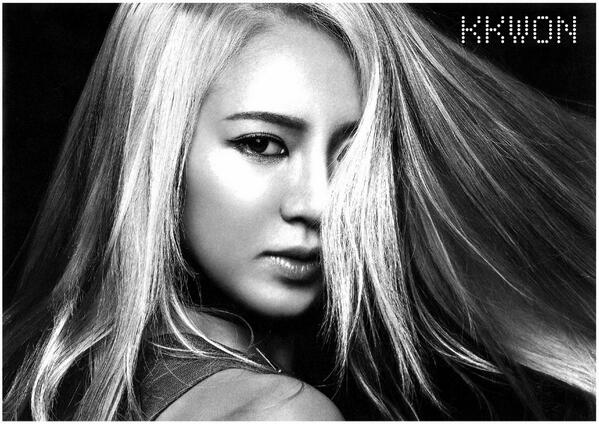GGKimHyoyeon's tweet photo. [This! She got her swag, that's why I love her so much] http://t.co/ShG11VmEBF