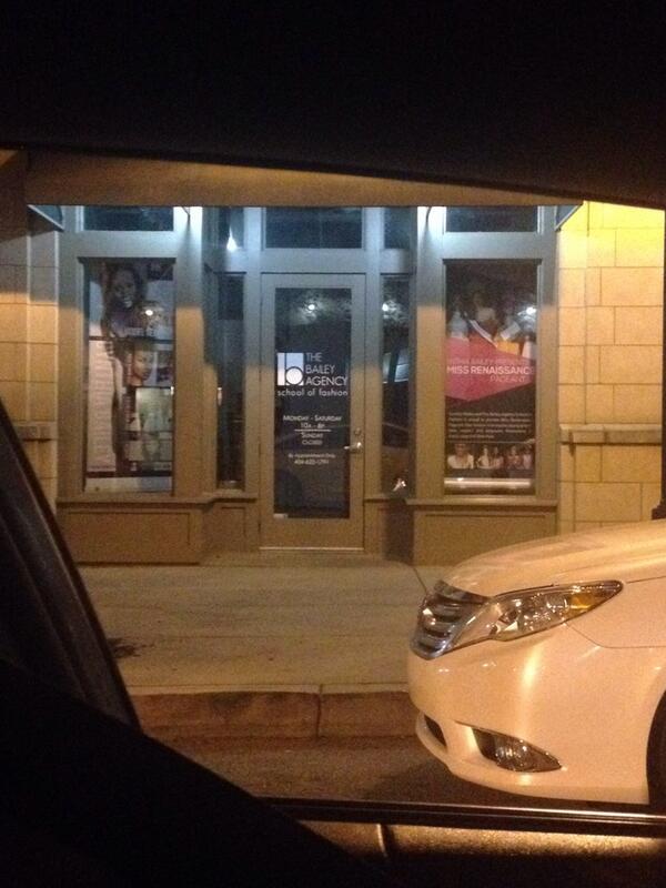 chasejalexander's tweet image. #freakingout #baileyagency #baileyhouse? Love to meet the beautiful amazing @CynthiaBailey10! #wishing