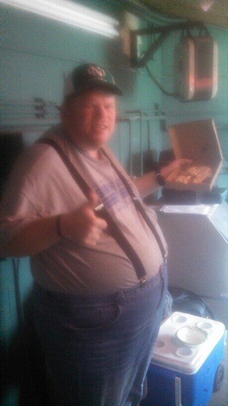kdogGF's tweet photo. Just munching on a Flatizza from @Subway before the big game vs. Seattle #getemgoing http://t.co/q06qNs2eiG