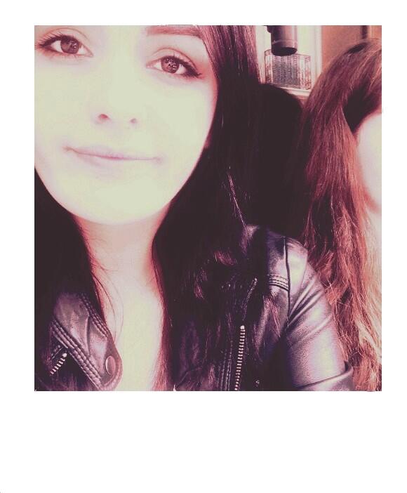 ChloeGeorgevail's tweet photo. Je m'en contre fou maintenant. http://t.co/cFCraSYSYz