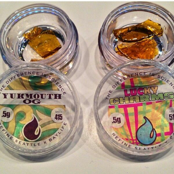 THAREALYUKMOUTH's tweet photo. #SmokealotNation #YukmouthOGshatter it's #SERIOUS!!! #FlameOn #DabAlot #710 #ShatterOrItDontMatter http://t.co/bDIKJNAKmY