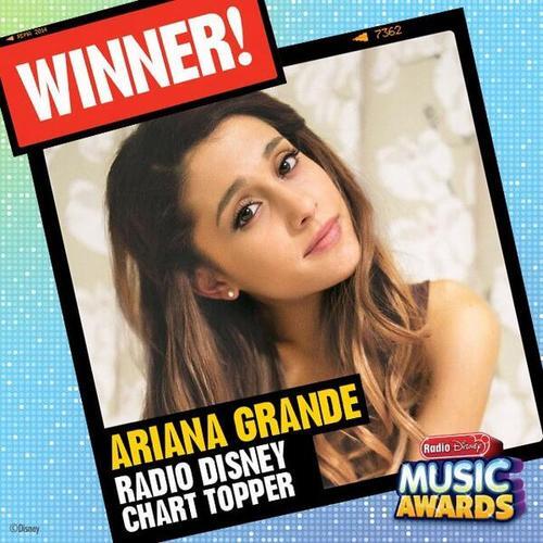 moonlightngo's tweet image. so proud
#PreOrderProblemOniTunes