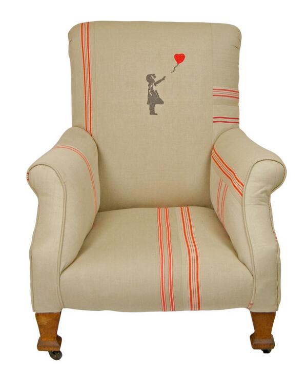 patchworkchairs's tweet photo. #banksy http://t.co/Idu6gwObCm