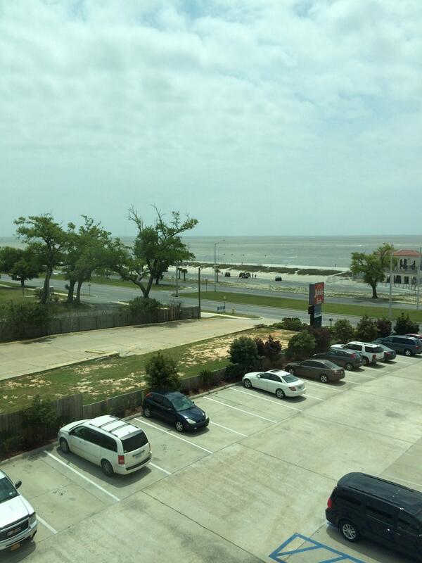 JRTheHandler's tweet image. Who needs Mexico , I got Mississippi ! #dixie #southern #likeitorleaveit Nobody retires and moves north!