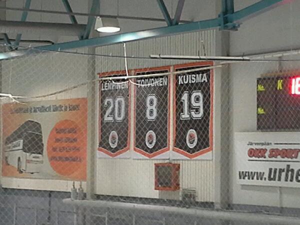 raato80's tweet image. @VesaMatias @HaukatEdari Onko minunkin aika jo samalla naulaa #hokkaritnaulaan..uusi nro 7tai13  #8jäässä #kuisma