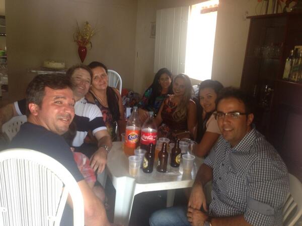 AdaildoDantas's tweet photo. No aniversario de Onias 60 anos, com os amigos(as) e parceiro de Camara Vereador @JulianoLucio45 . http://t.co/pm0t8oGzx2