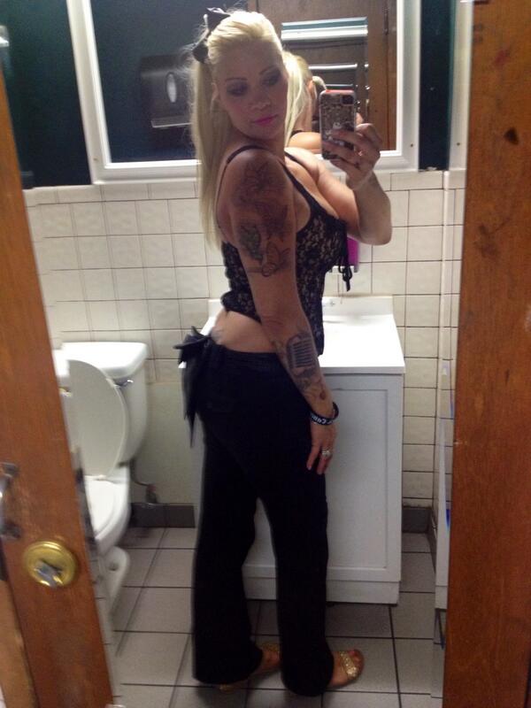 fallenbabe's tweet photo. http://t.co/tevYyHbYcP