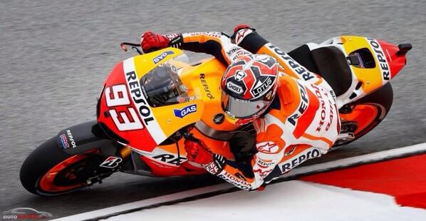 Marc93Marquez's tweet photo. ME QUITO EL SOMBRERO ANTE TI @marcmarquez93 http://t.co/wyQv2gahx5