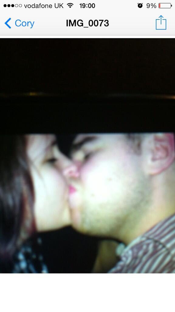 mr_squeaks's tweet photo. @jakegoodes @sophhiesophh this is my mum and dad http://t.co/2favCUoHPb