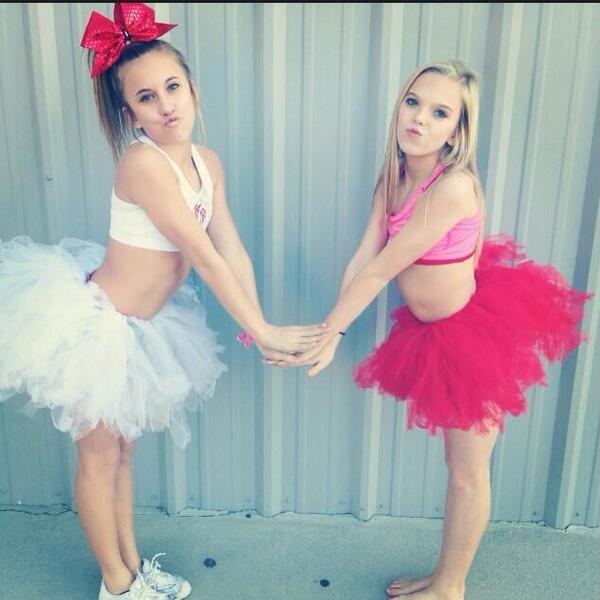 SEASKaleigh's tweet photo. #tb Valentines Day Practice❤️ That day was awesome😋 http://t.co/KYz91u2BnT