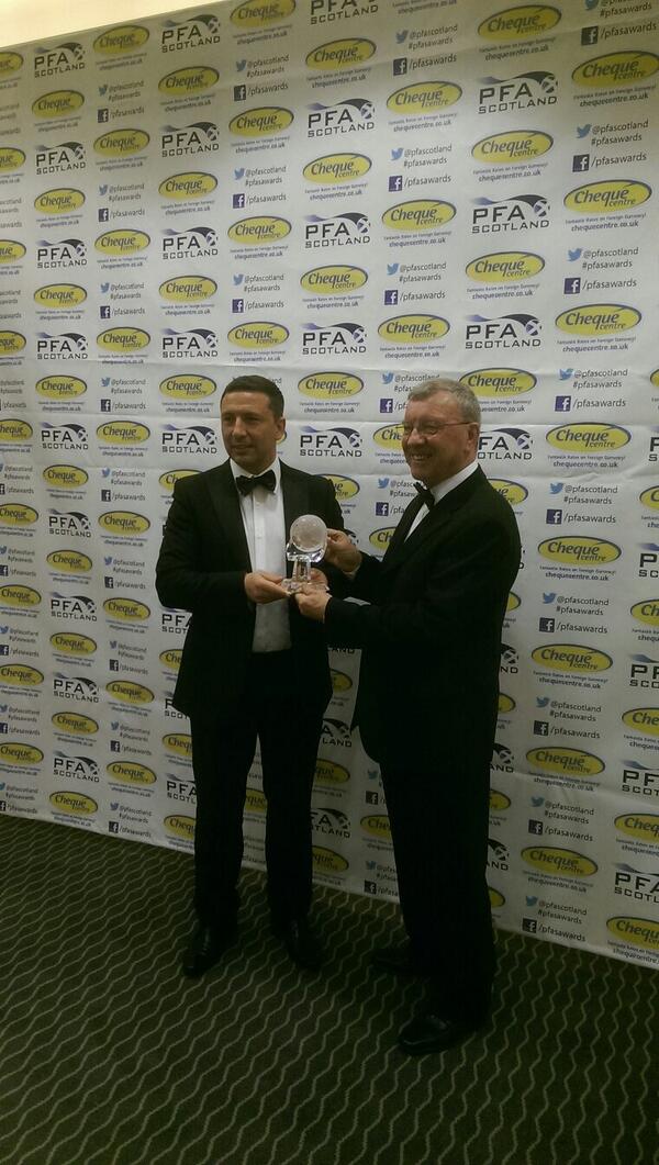 PFAScotland's tweet image. Winner of @PFAScotland Manager of the Year 2014 is Derek McInnes of @AberdeenFC #PFASAwards