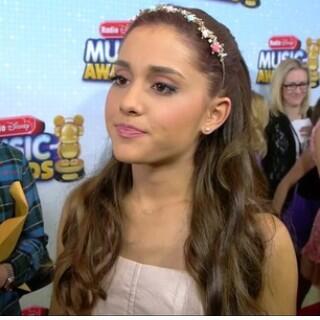 yayitzheather's tweet image. Me if you don't #PreOrderProblemOniTunes