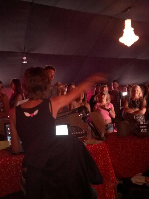 mac_innac's tweet photo. Behind the scenes #honkytonk #stagecoach2014 #djstaci http://t.co/kUhGY9qpgA