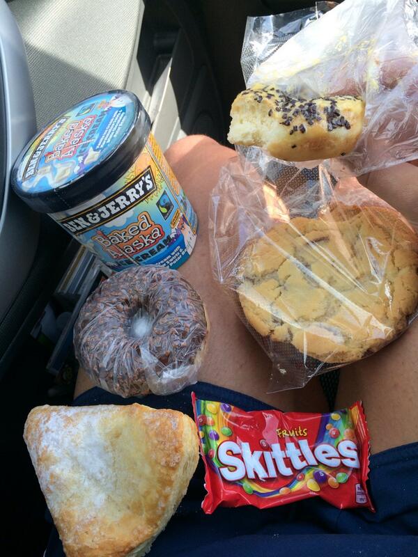 drchrisspearman's tweet image. Huge thank you to my cousin and best mate @Fat2Fit_PT staying with him for the week was invaluable. #TrainingSmart