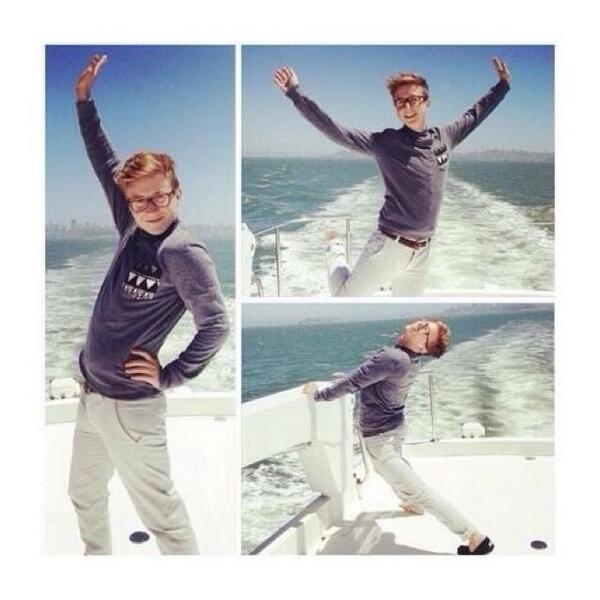 Arianaskoalaxo's tweet image. #ProblemTonight #ProblemAtMidnight