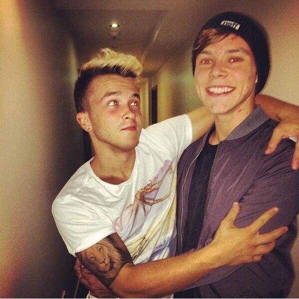 btsxpjh29_'s tweet image. SO PROUD OF THEM!
#JoshDevine &amp;amp; #AshtonIrwin 💞