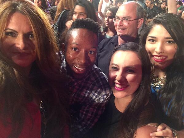 TheGreatMaha's tweet photo. This is for 3 of the #MEBBS AKA #GirlMeetsWorld SUPERFANS @DJMighty @beckybeckss_ @ErikaCasey3 #RDMAs http://t.co/4i6Ijn1hMM