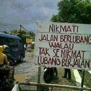 ahonksq's tweet photo. Haha ada2 aja org iseng http://t.co/7OifX7oW4E