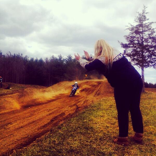 amyotte481's tweet photo. Always cheerin for my cork😊💙👊 @mx4life75 #loveuu http://t.co/3pO5f4909P