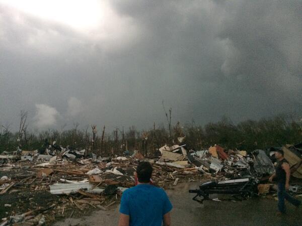 ShawnReynolds_'s tweet image. PIC: Damage, devastation and injuries reported after monster #tornado near Mayflower, AR [via @nlrweatherman] #ARwx