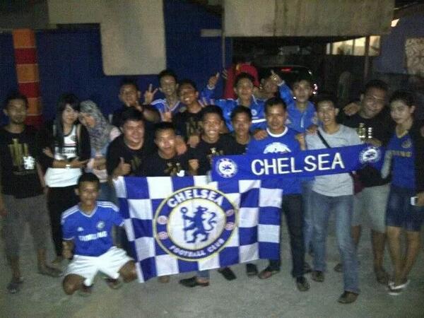 CISCsintang's tweet photo. heboh nonbar livrpul vs Chelsea, http://t.co/PqoKvf2mq9