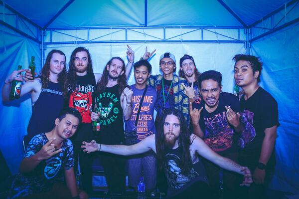 TERSERAH !! tweet media