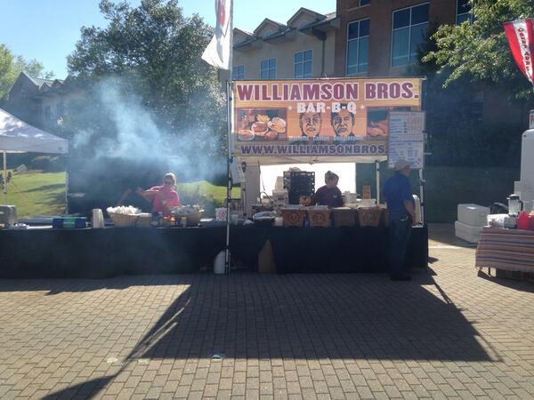 WilliamsonBros2's tweet photo. Great weekend of festivals. This was the set up at the Jonquil Festival in Smyrna. http://t.co/7FTJ96f3nE