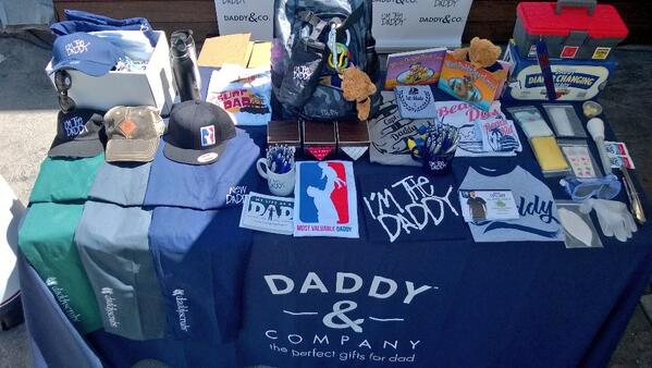 daddyncompany's tweet photo. Pam2014! Raising pregnancy awareness one daddy at a time #daddyncompany #pam2014 #giftsfordads #imthedaddy http://t.co/33i34emt47