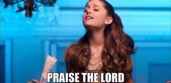 tunarianaa's tweet image. #ProblemOutTonight #PreOrderProblemOniTunes smarturl.it/ArianaProblemiT OKAY THREE MINUTES LEFT OK