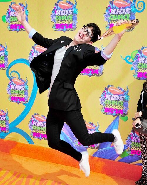 mm_pauline's tweet image. @ArianaGrande #problemisout FUCK YEAH