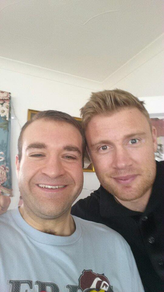 sammynels2's tweet photo. First tweet, met Freddie Flintoff @flintoff11 on my 30th bday, I acted like a star struck 15 year old, made my day! http://t.co/naJMvVxiwH
