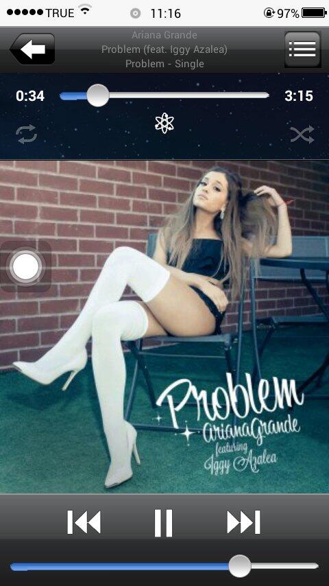 Yayooei's tweet image. #ProblemToday  love song and own song @ArianaGrande